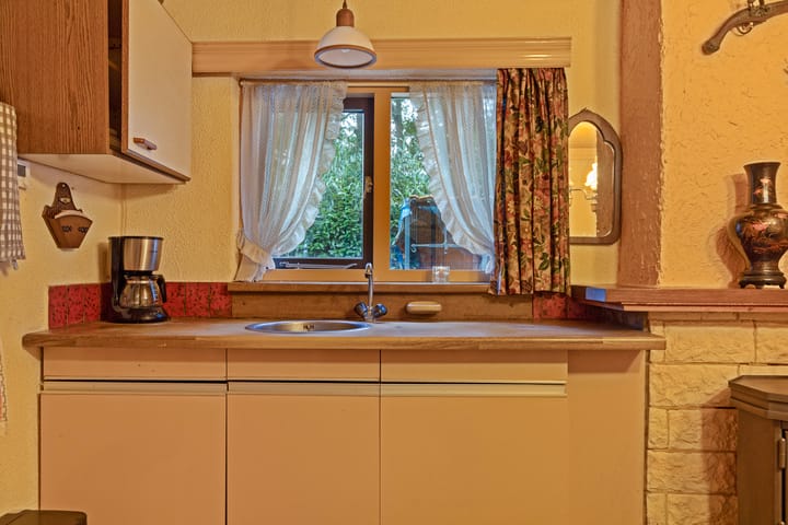 Photo 9 of Vennekensstraat 1