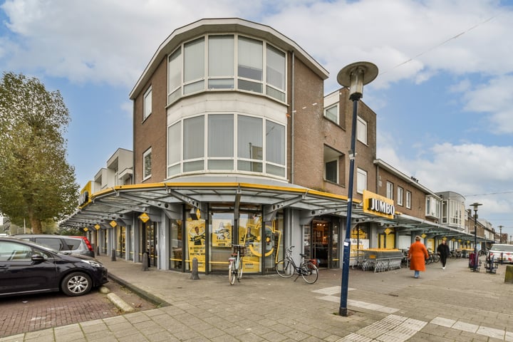 View photo 30 of Mendelstraat 61