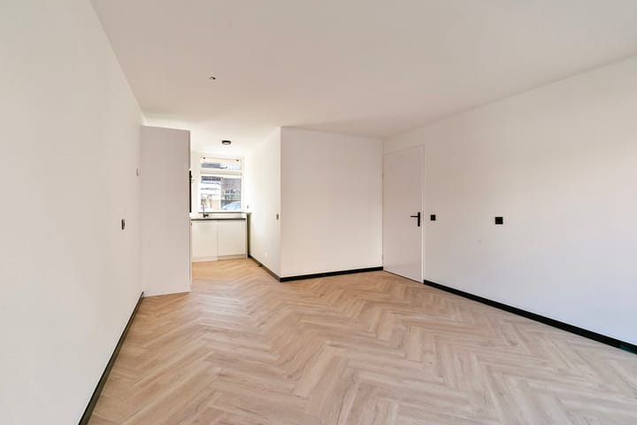 Foto 6 van Middelweg 27-B