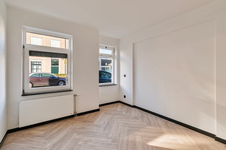 Foto 9 van Middelweg 27-B