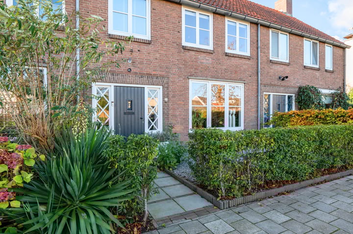 Foto 18 van Leliestraat 15