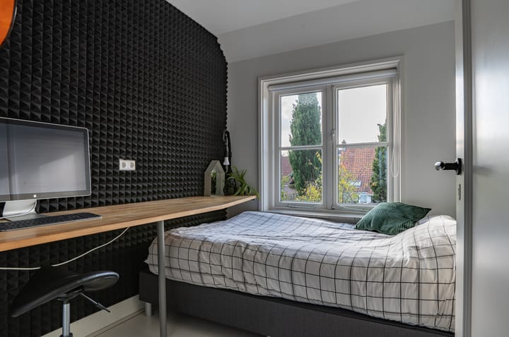 Foto 31 van Leliestraat 15