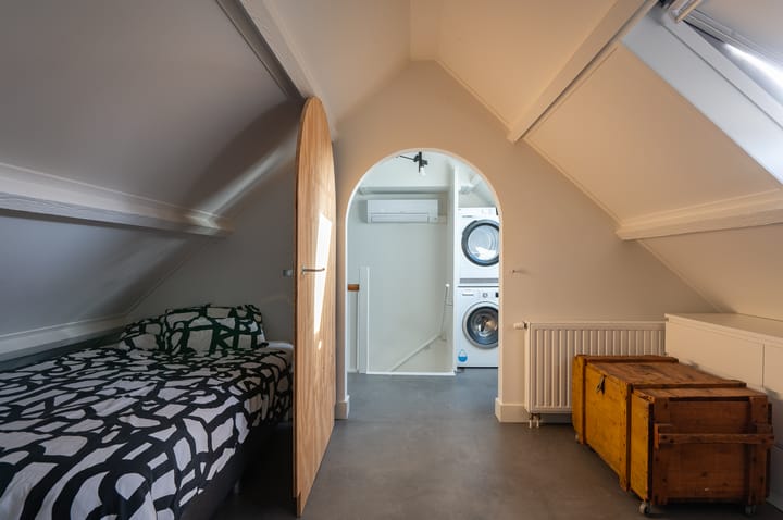 Foto 38 van Leliestraat 15