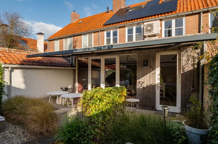 Foto 40 van Leliestraat 15