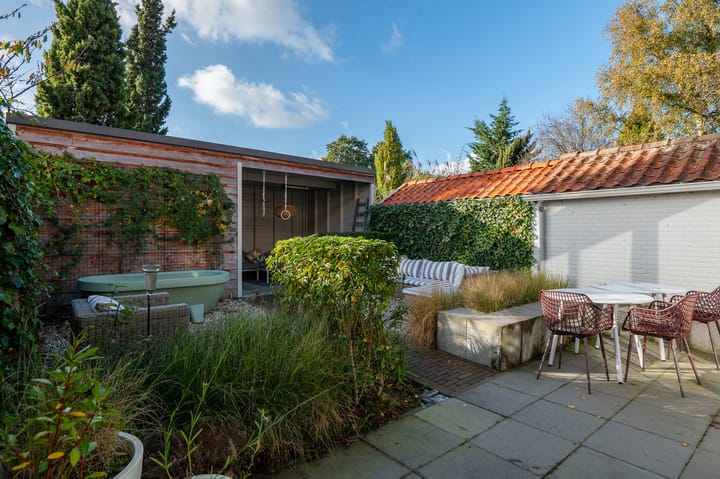 Foto 41 van Leliestraat 15