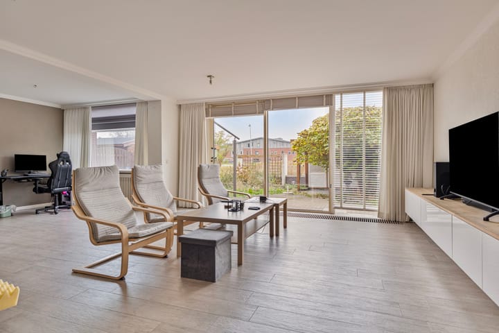 Foto 7 van Steppestraat 10