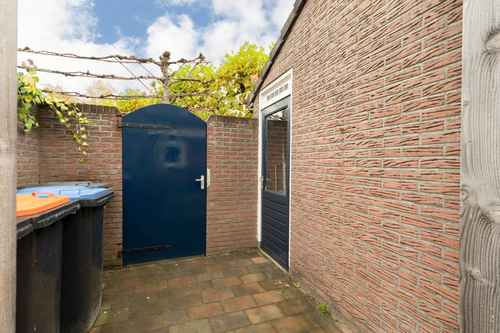 Bekijk foto 37 van Copernicusstraat 32