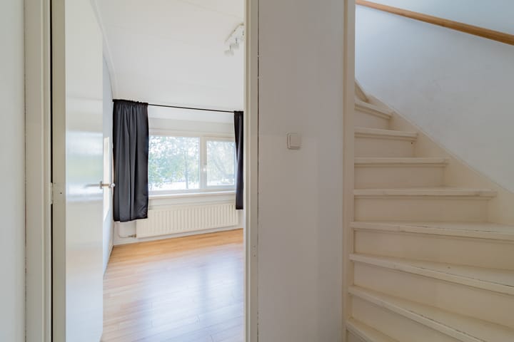 Foto 32 van Maasstraat 126