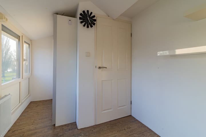 Foto 41 van Maasstraat 126