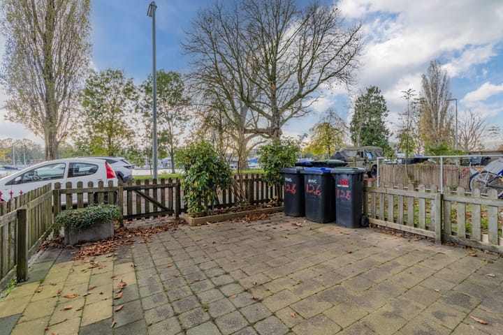 Foto 49 van Maasstraat 126