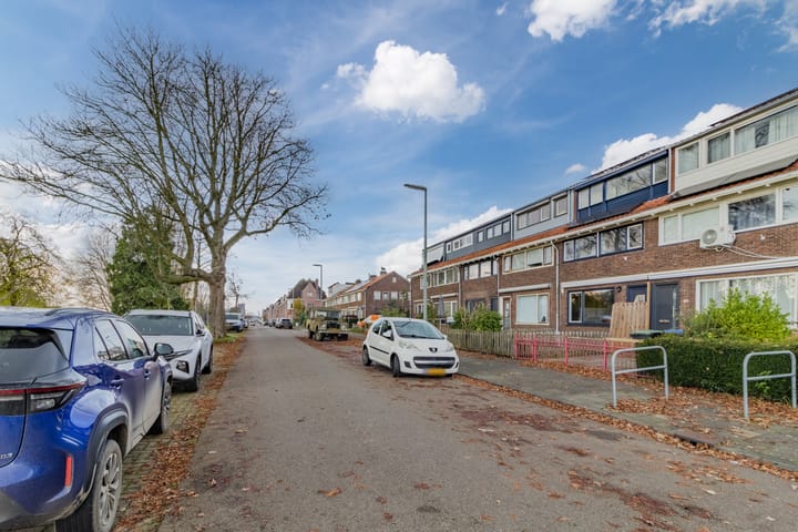 Foto 50 van Maasstraat 126