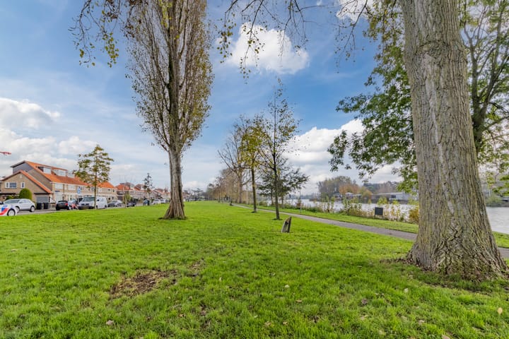 Foto 54 van Maasstraat 126