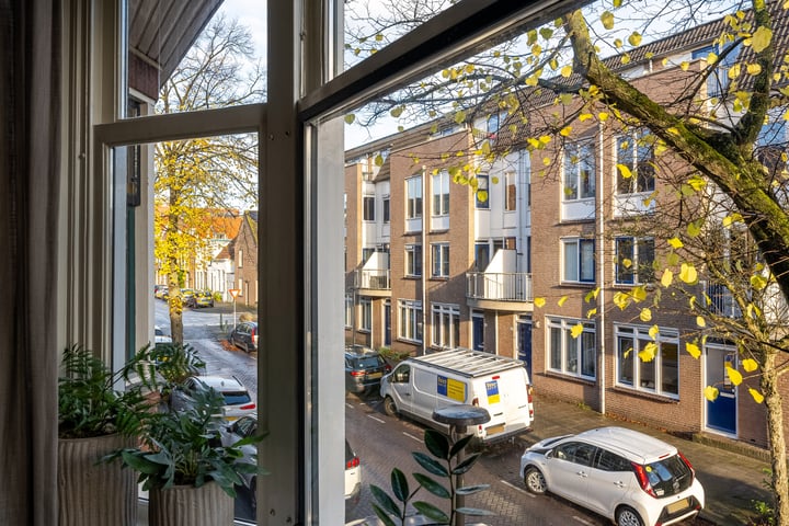 Bekijk foto 10 van Markgraaflaan 51