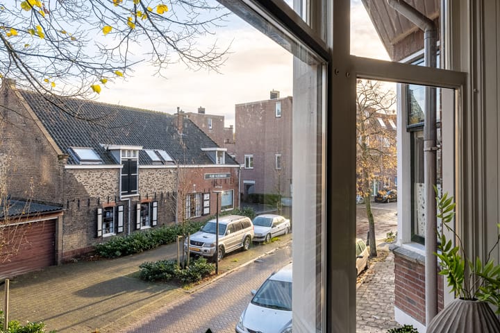 Foto 11 van Markgraaflaan 51