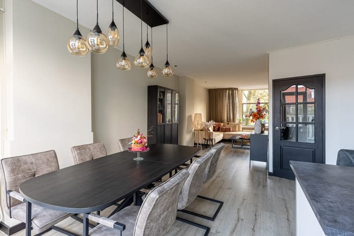 Foto 15 van Markgraaflaan 51