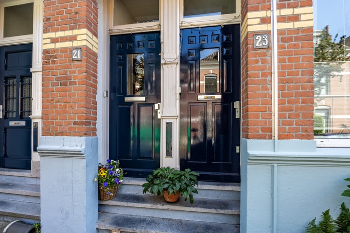 View photo 34 of Beijensstraat 21