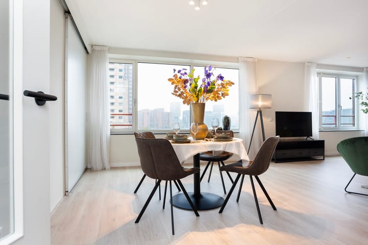 Foto 10 van Wierdsmaplein 14