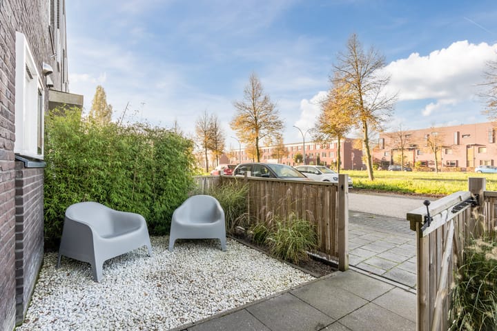 Foto 10 van Dotterbloem 36