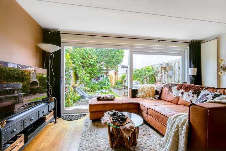 Photo 6 of J.S. Bachweg 66