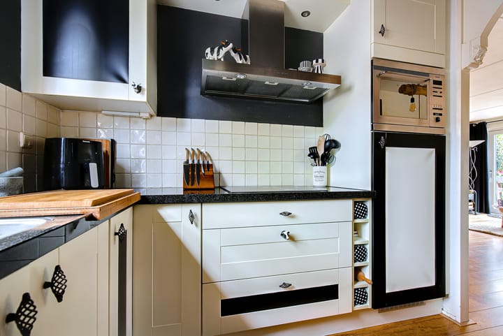 Photo 13 of J.S. Bachweg 66