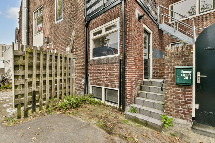 Bekijk foto 13 van Emmastraat 20