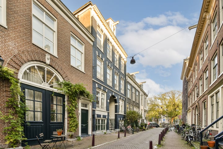 Bekijk foto 2 van Nieuwe Looiersstraat 71-A