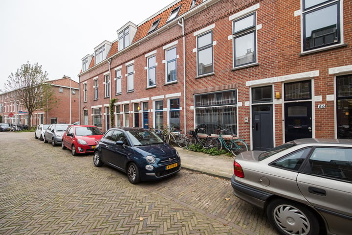 View photo 32 of Padangstraat 64-A