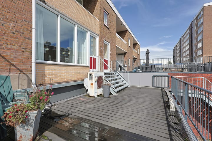 Foto 4 van Frank Sinatraplein 8