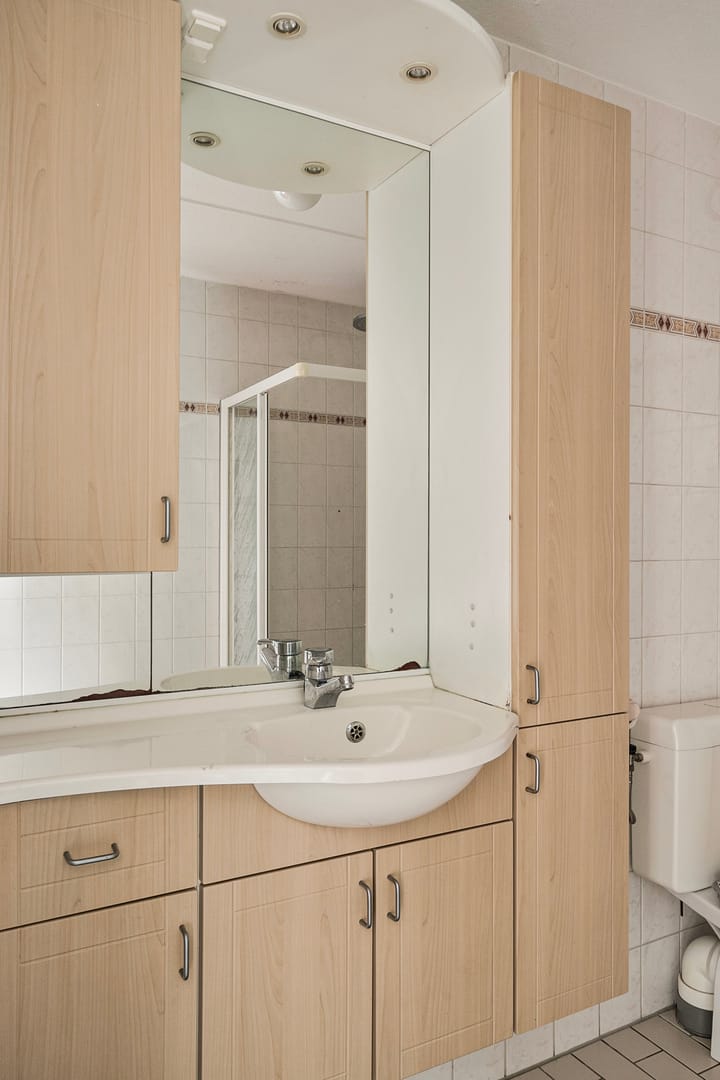 Photo 16 of Vogelwikke 42