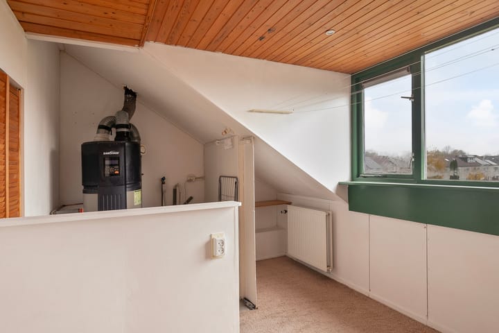 Photo 20 of Vogelwikke 42