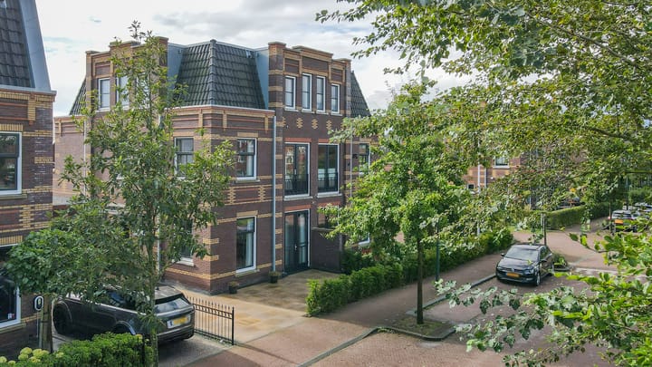 Foto 5 van Thomas Mannsingel 88