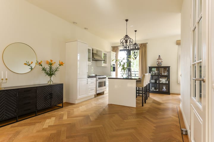 Foto 9 van Thomas Mannsingel 88