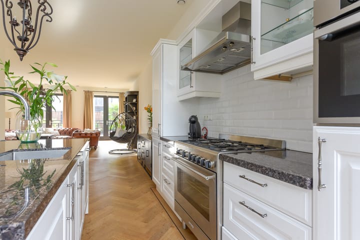 Foto 13 van Thomas Mannsingel 88