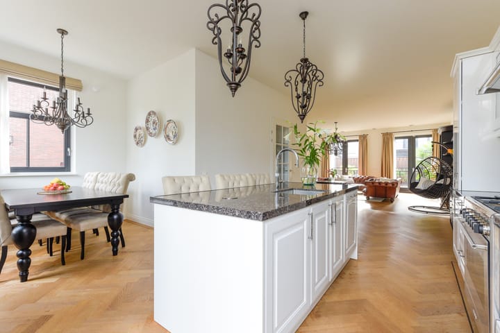 Foto 10 van Thomas Mannsingel 88