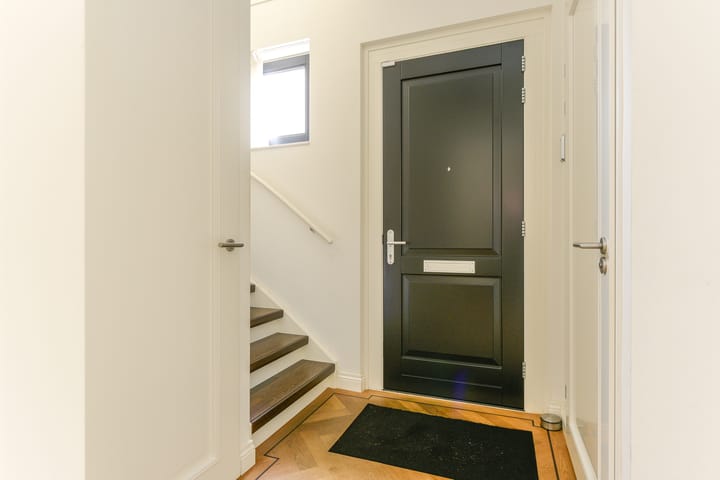 Foto 24 van Thomas Mannsingel 88