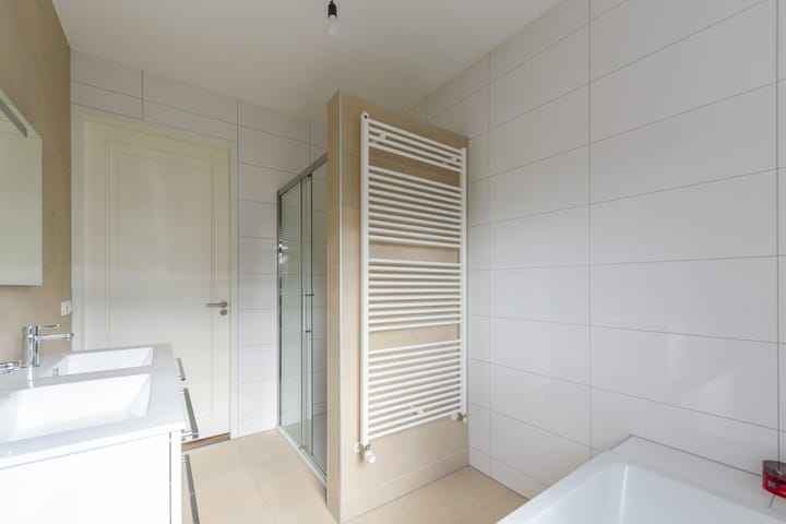 Foto 29 van Thomas Mannsingel 88