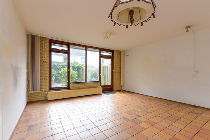 Photo 13 of Folke Bernadottestraat 44