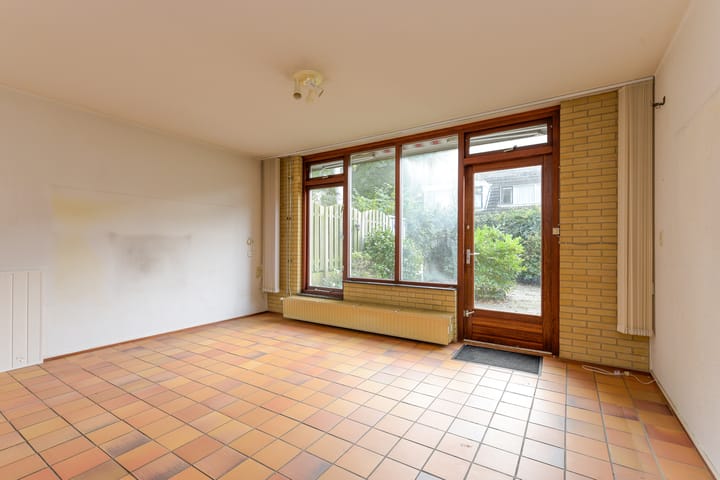 Photo 14 of Folke Bernadottestraat 44