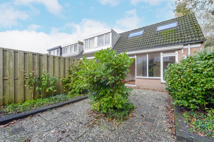 Photo 18 of Folke Bernadottestraat 44