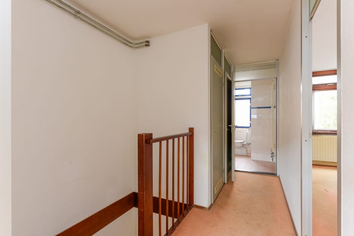 Photo 25 of Folke Bernadottestraat 44