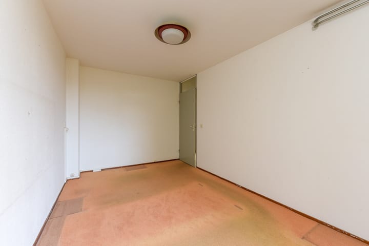 Photo 27 of Folke Bernadottestraat 44