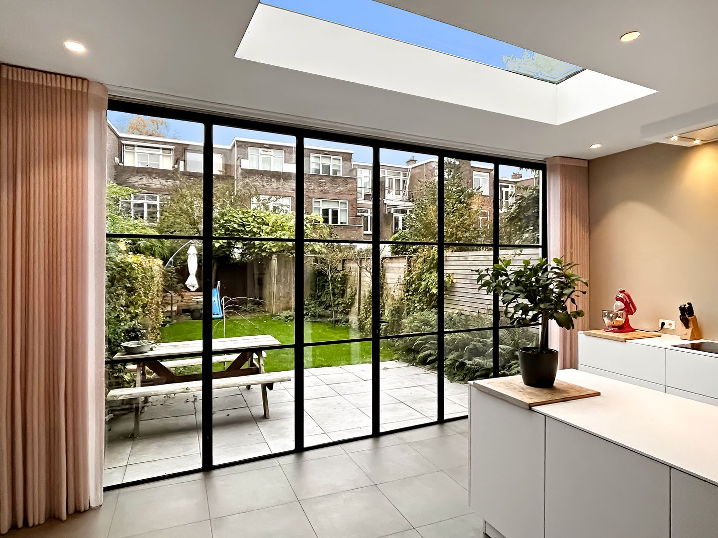 Foto 1 van Oostduinlaan 189