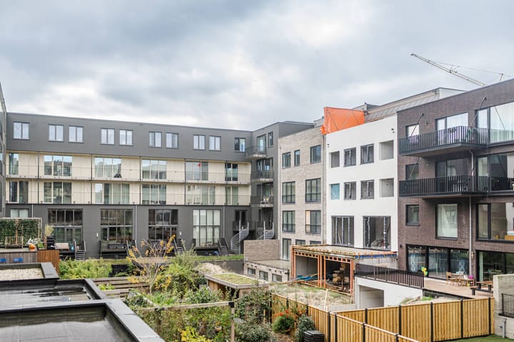 Photo 18 of Cola Debrotstraat 38