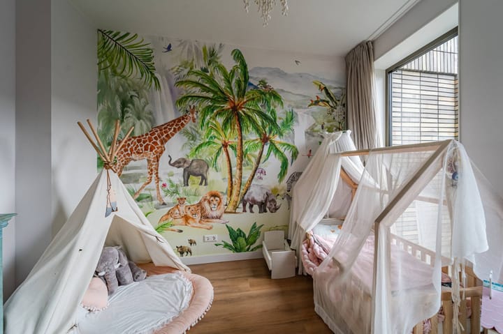 Photo 40 of Cola Debrotstraat 38