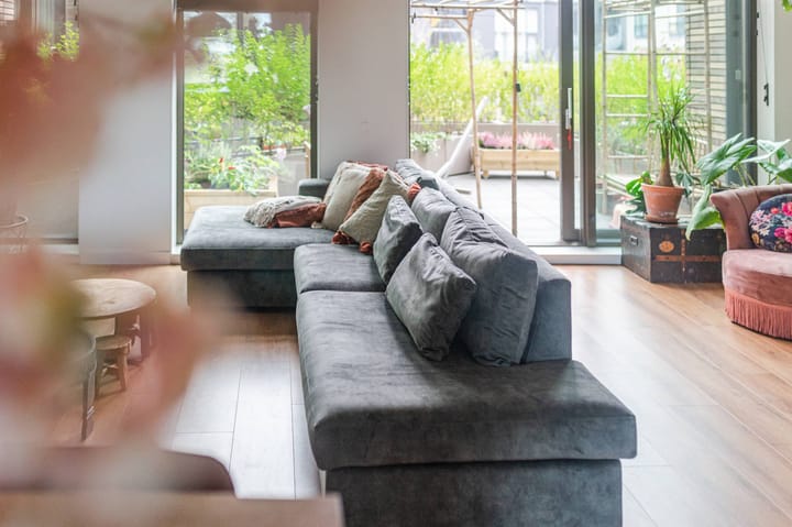 Photo 24 of Cola Debrotstraat 38