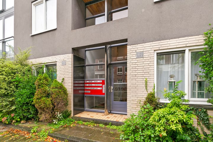 Photo 2 of Tweede Schinkelstraat 23-D