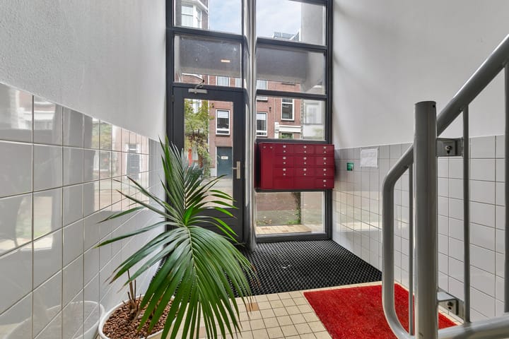 Photo 5 of Tweede Schinkelstraat 23-D