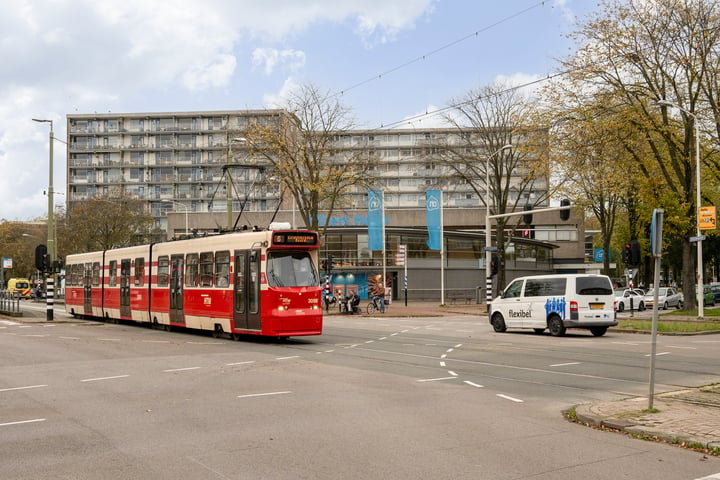 Bekijk foto 31 van Volendamlaan 80