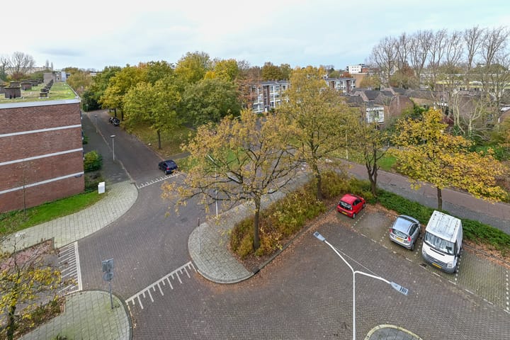 Photo 22 of Bachstraat 90