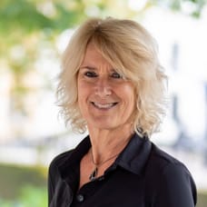 Petra de  Hoog - Office Manager